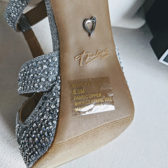 Thalia Sodi Rhinestone Verrda2 Platform Sandles. - Picture 3 of 6